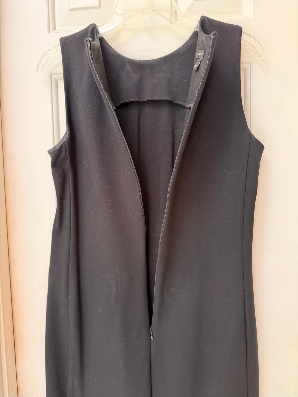 Talbots Classic Black Sleeveless Sheath Dress, Leather Trim Pockets, Sz 4 - Picture 10 of 13
